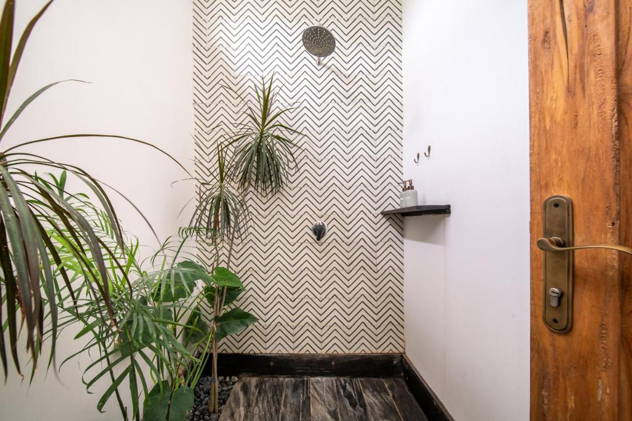 Villa Yogi Surf 2 Canggu Kültér fotó
